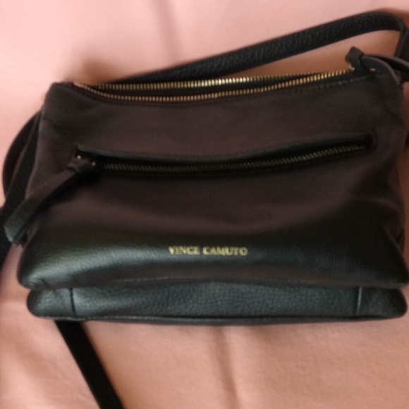 FINAL SALE PRICE Vince Camuto Buttery Black Leather Crossbody Bag - Picture 4 of 4